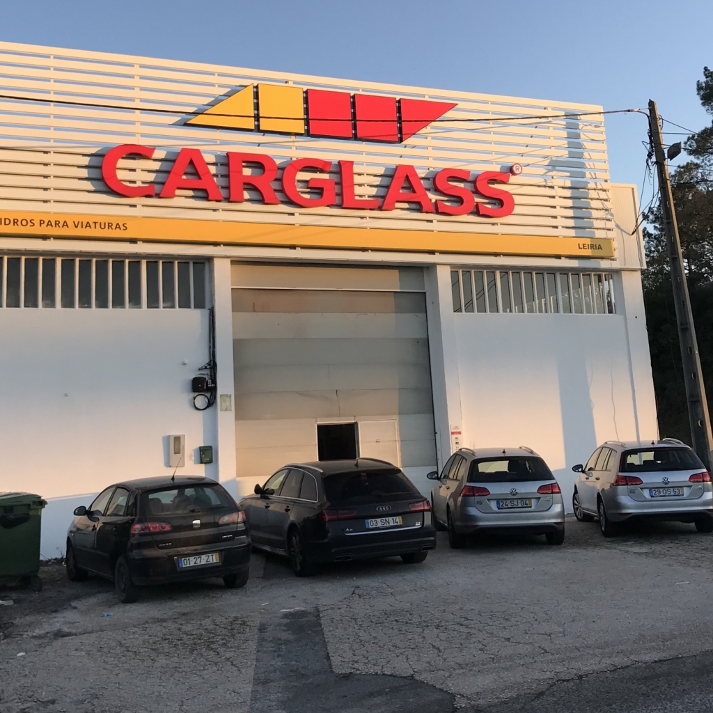 CARGLASS Agência Leiria PLC Engenharia e Construção